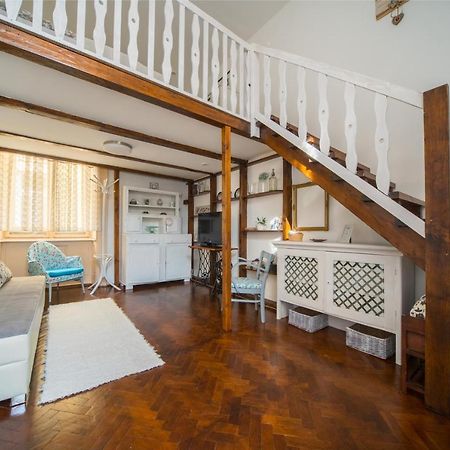 Agria Vintage Apartman Егер Екстериор снимка