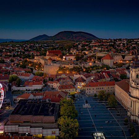 Agria Vintage Apartman Егер Екстериор снимка